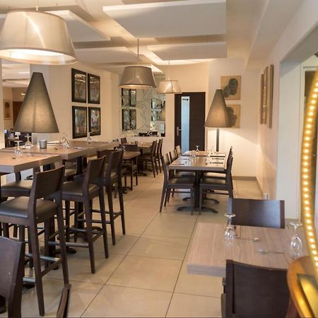 Les Quatre Vents Hotel Muizon Екстериор снимка