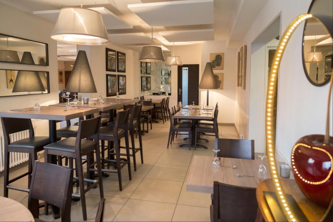 Les Quatre Vents Hotel Muizon Екстериор снимка